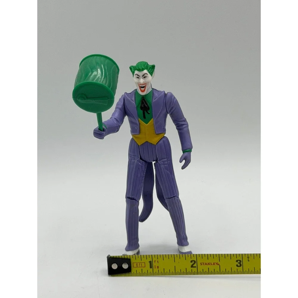 Vintage 1984 Kenner DC Super Powers Joker Action Figure with Mallet Accessory - Picture 3 of 17